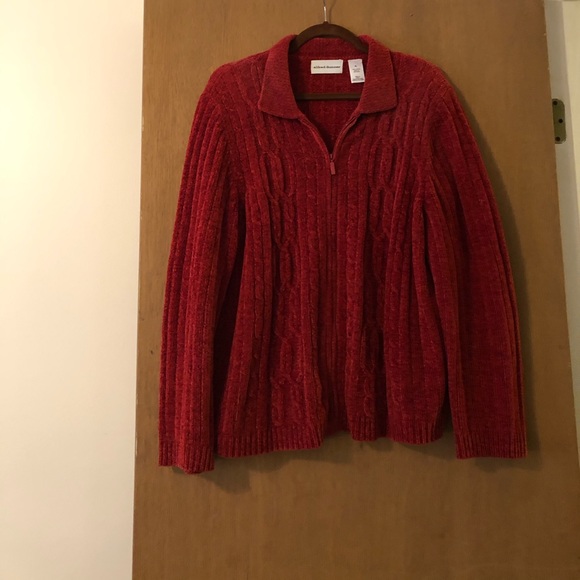 Sweater - Picture 2 of 2